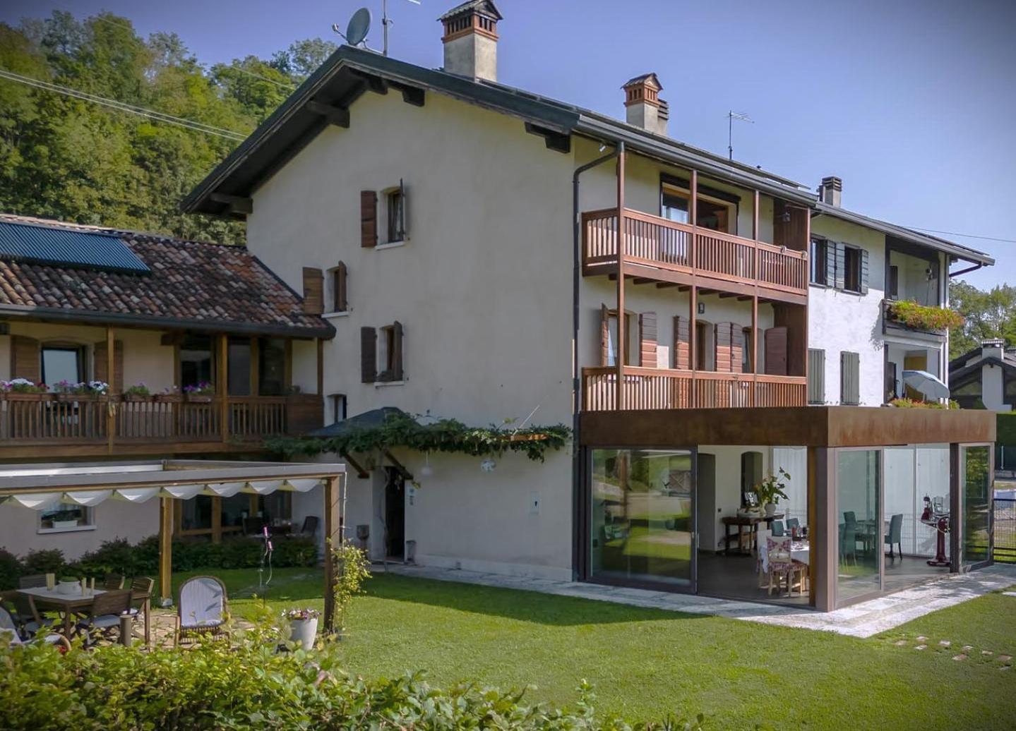 Bed and Breakfast La Tana Del Grillo Feltre Esterno foto