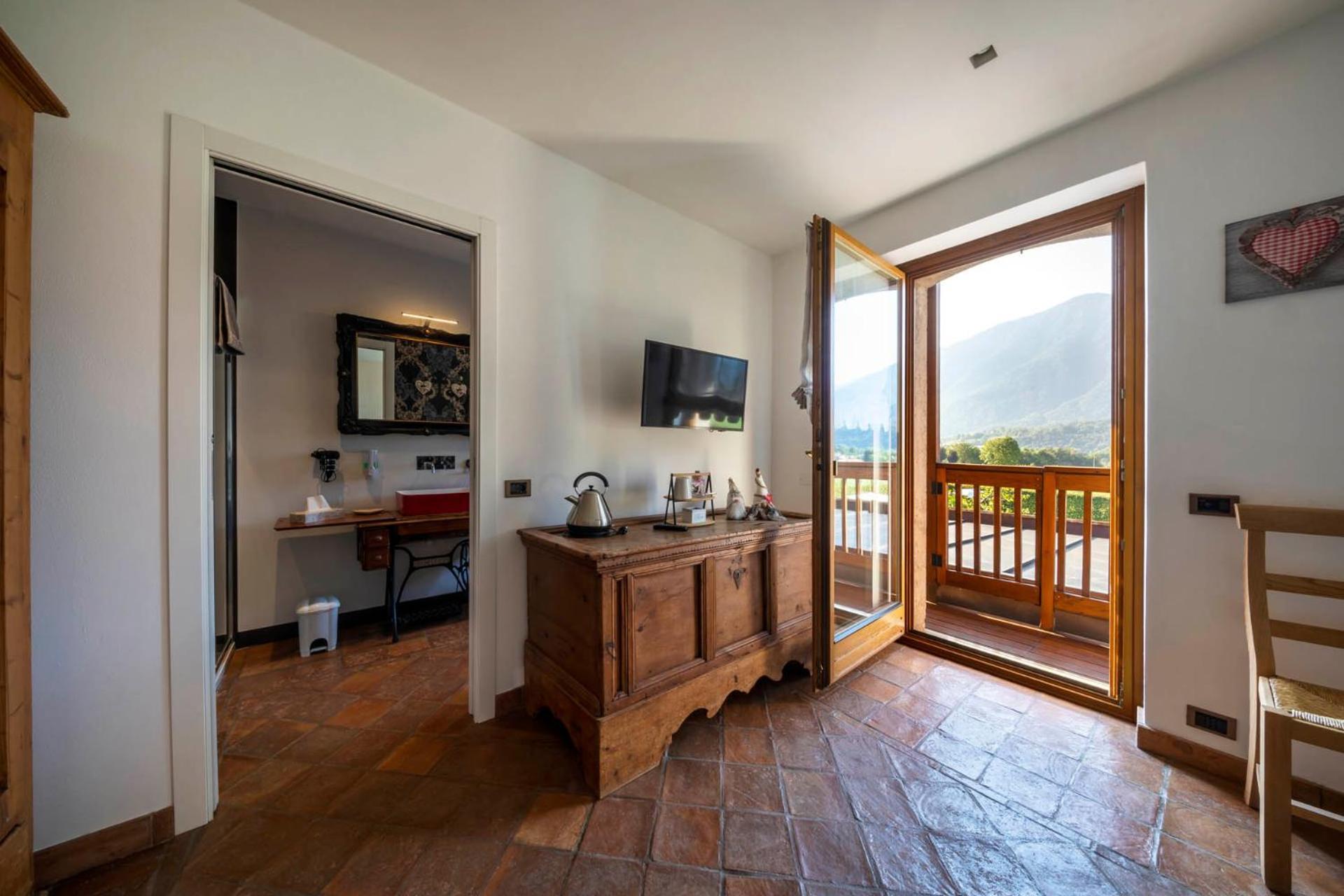 Bed and Breakfast La Tana Del Grillo Feltre Esterno foto